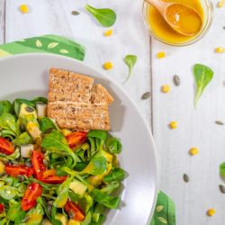 ENSALADA CON VINAGRETA DE CÚRCUMA